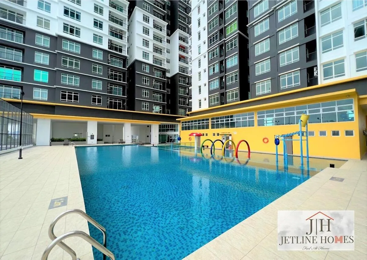 Melaka Novo8 Cozy Home-3Room-9Pax-Wifi 0*, ملقا